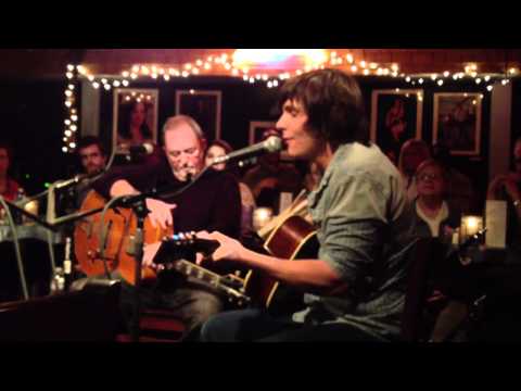 Heart of a Lonely Girl: Charlie Worsham live at the Bluebird Cafe